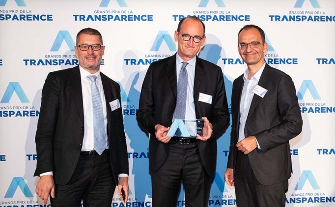 Chistophe Babule, CFO, receives the Grand Prix de la Transparence <span>L'Oréal reçoit le Grand Prix de la Transparence 2019 Toutes Catégories</span>
