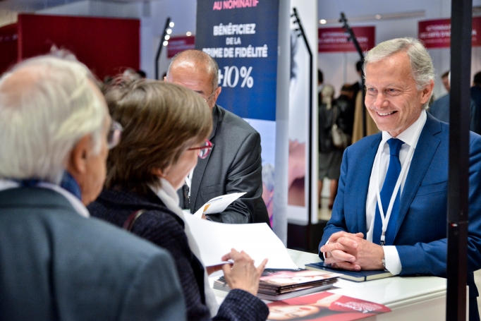 <span>Become a registered shareholder and receive a loyalty bonus</span>